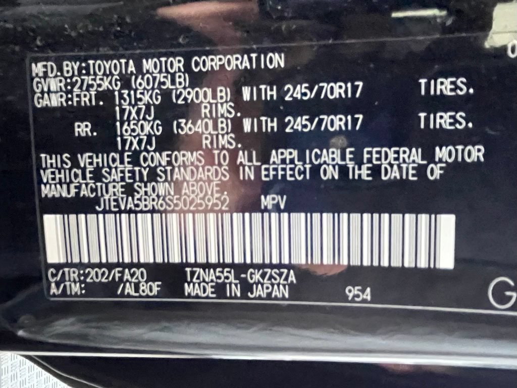 Used 2025 Toyota 4Runner SR5 AWD/4WD image 31