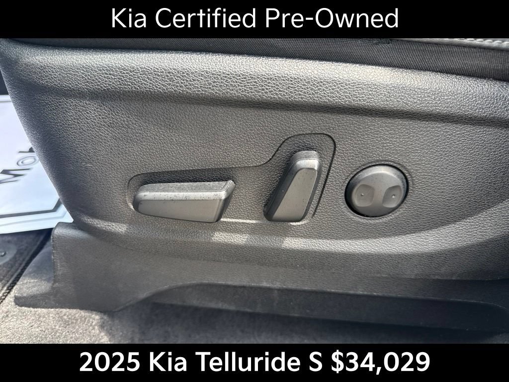 Certified 2025 Kia Telluride S AWD/4WD image 13