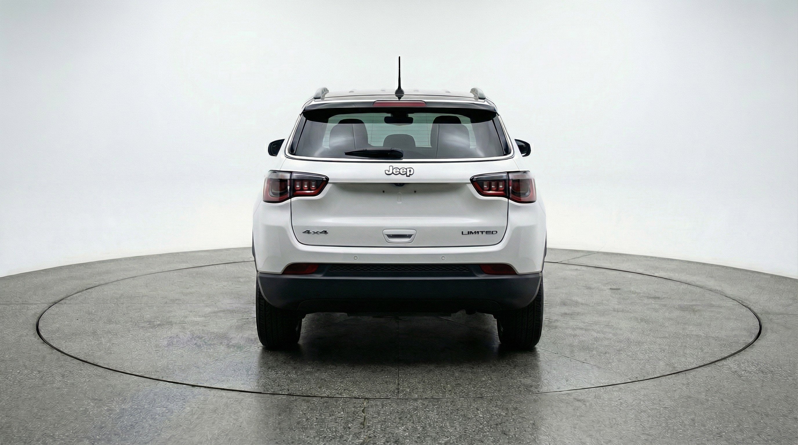Used 2025 Jeep Compass Limited AWD/4WD image 7