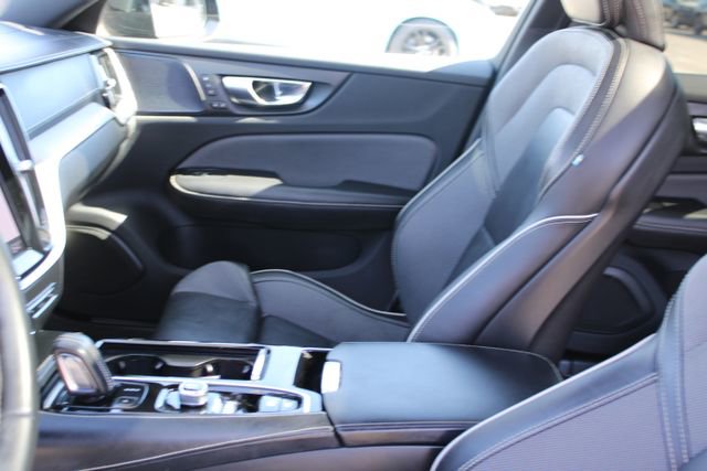 Used 2021 Volvo S60 T8 R-Design w/ Climate Package AWD/4WD image 33