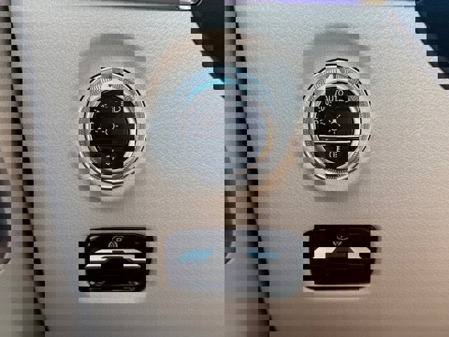 New 2025 Mercedes-Benz C 300 Sedan image 18