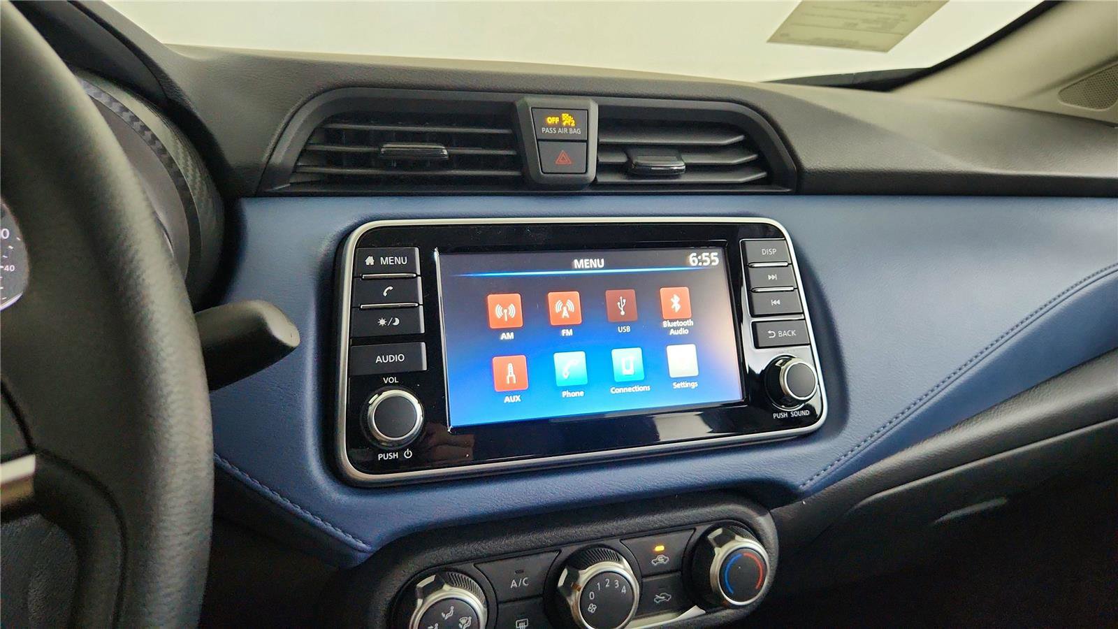 New 2025 Nissan Versa SV w/ Trunk Package image 29