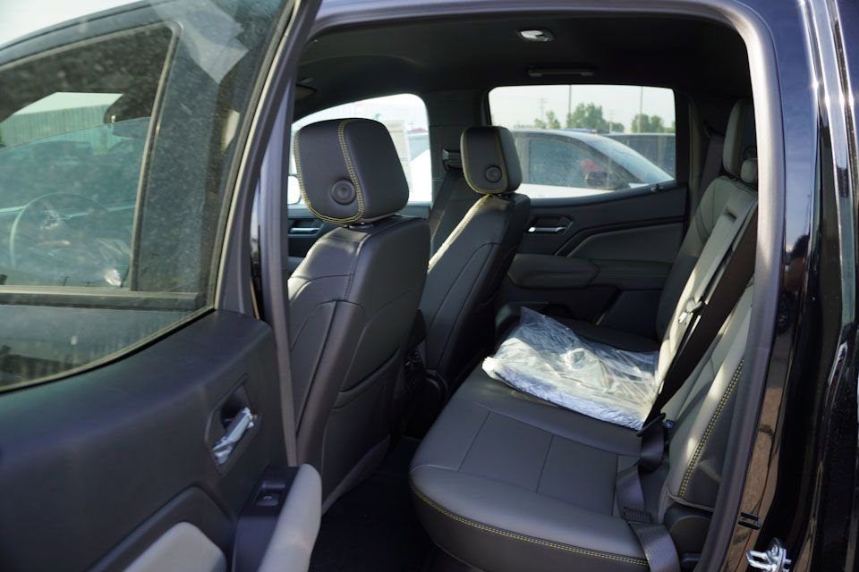 New 2025 Chevrolet Colorado ZR2 w/ Technology Package image 12