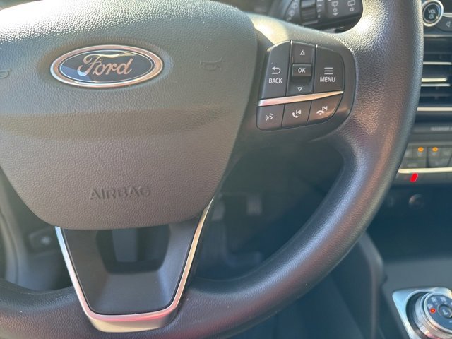 Used 2020 Ford Escape SE image 30