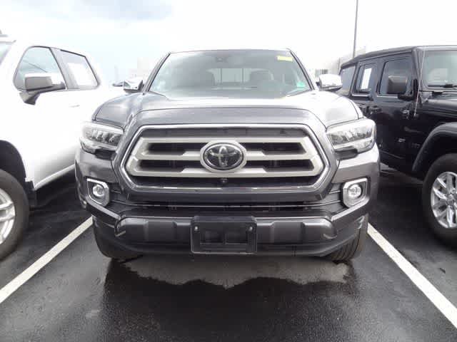 Used 2021 Toyota Tacoma Limited AWD/4WD image 2