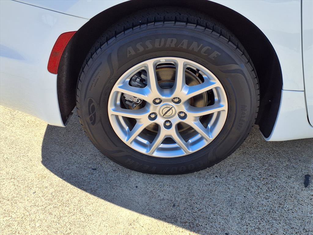 Used 2023 Chrysler Pacifica Touring-L image 26