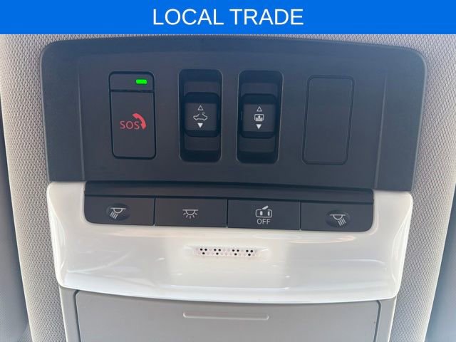 Used 2023 Nissan Rogue SL image 3