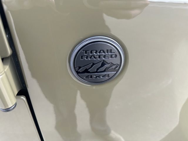 New 2025 Jeep Gladiator Willys image 14