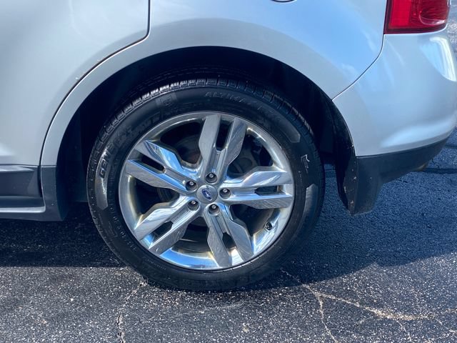 Used 2012 Ford Edge Limited w/ Vision Pkg FWD image 17