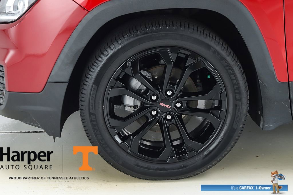 Used 2022 GMC Terrain SLE w/ Elevation Edition image 5