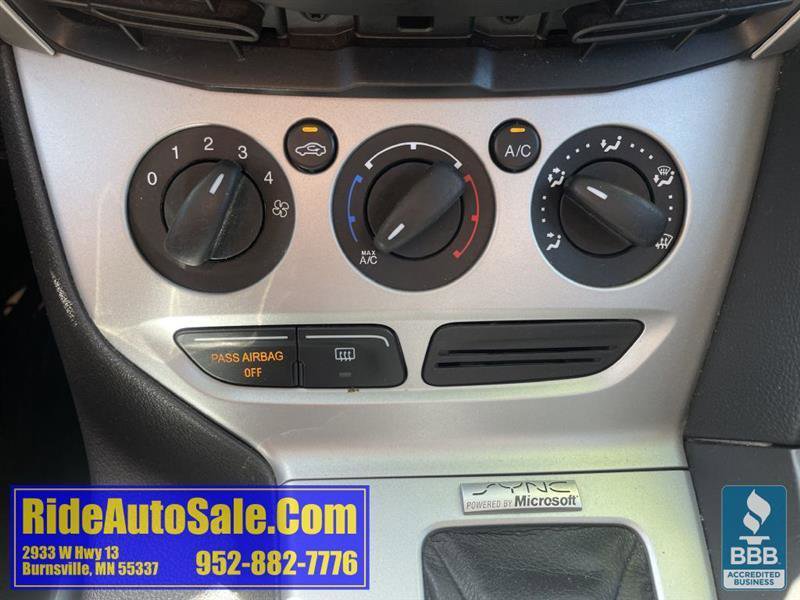 Used 2014 Ford Focus SE w/ SE Winter Package FWD image 33