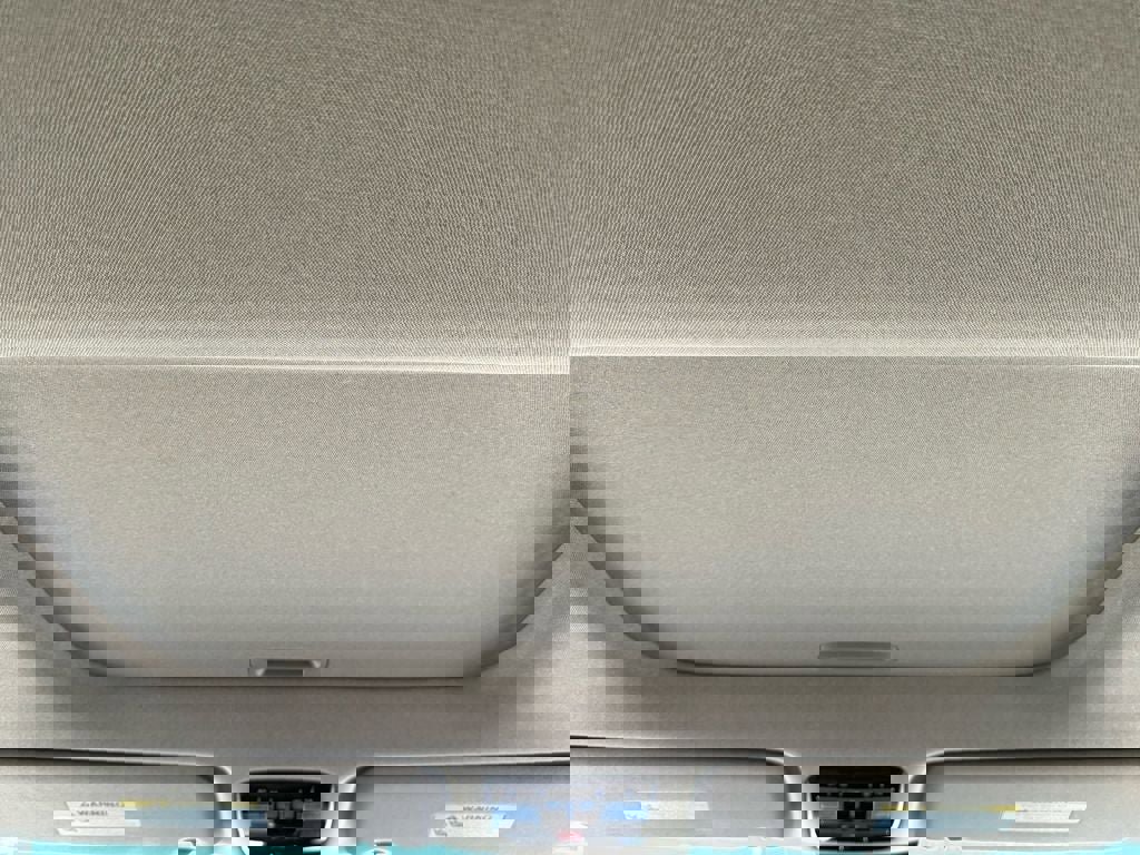 Used 2025 Hyundai Santa Fe Limited image 27