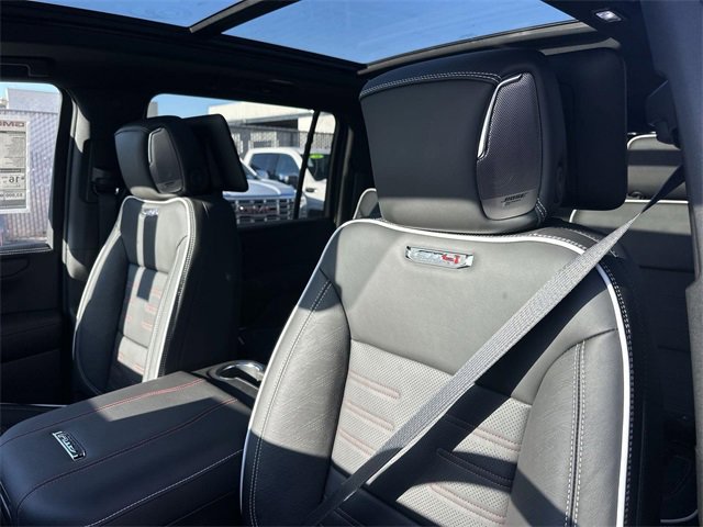 New 2026 GMC Yukon XL AT4 Ultimate image 24