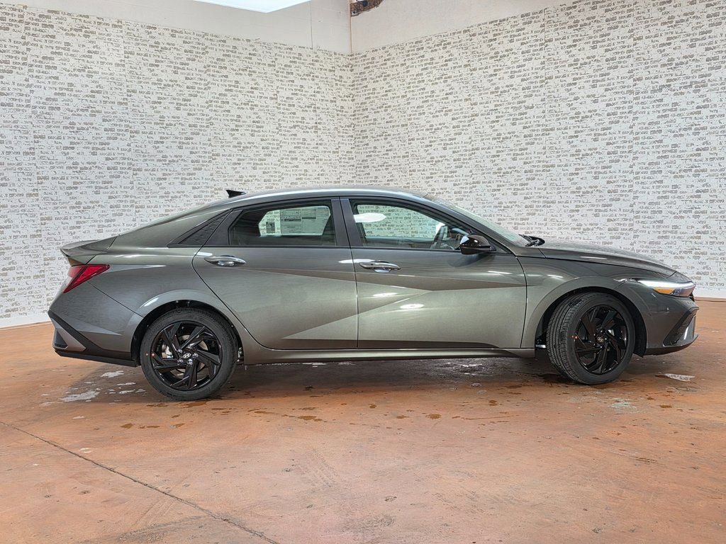 New 2026 Hyundai Elantra Sport w/ Cargo Package image 9