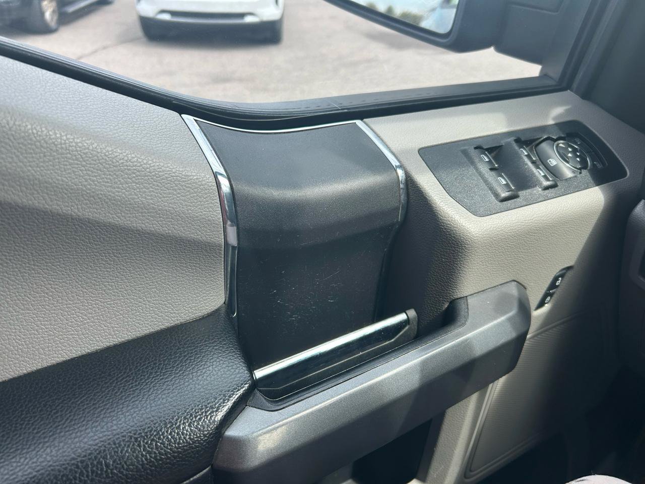 Used 2018 Ford F150 XLT AWD/4WD image 26
