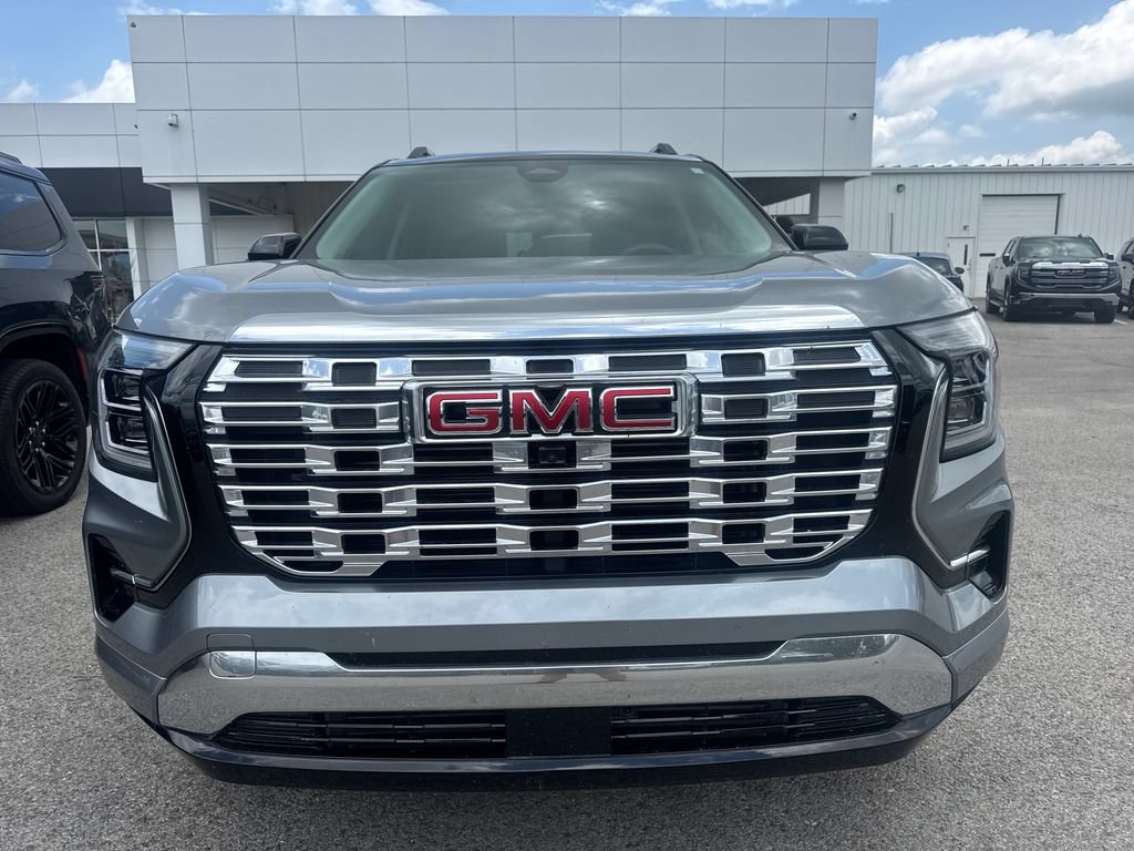 Used 2026 GMC Terrain Denali AWD/4WD image 2