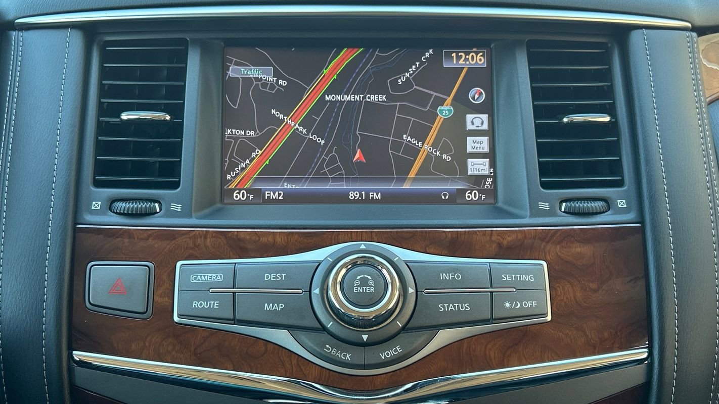 Used 2016 INFINITI QX80 4WD w/ Deluxe Technology Package image 30