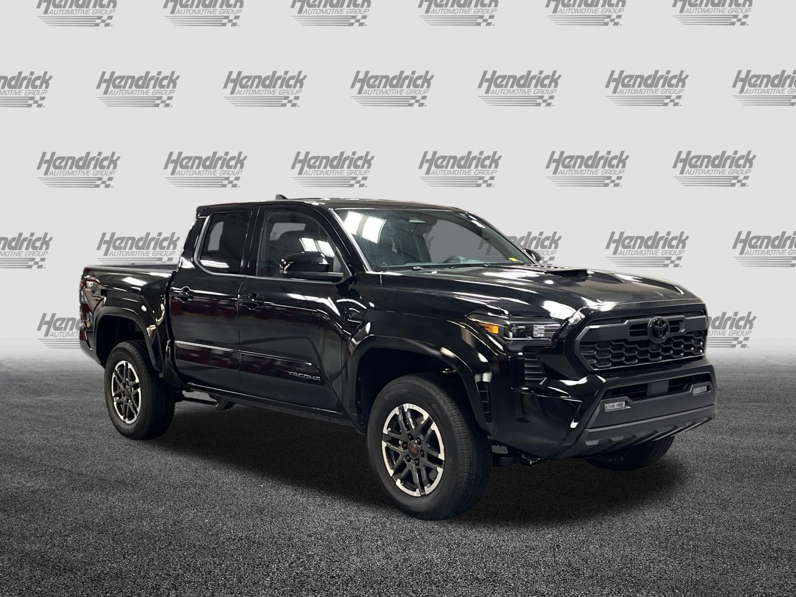 Used 2026 Toyota Tacoma TRD Sport RWD image 2