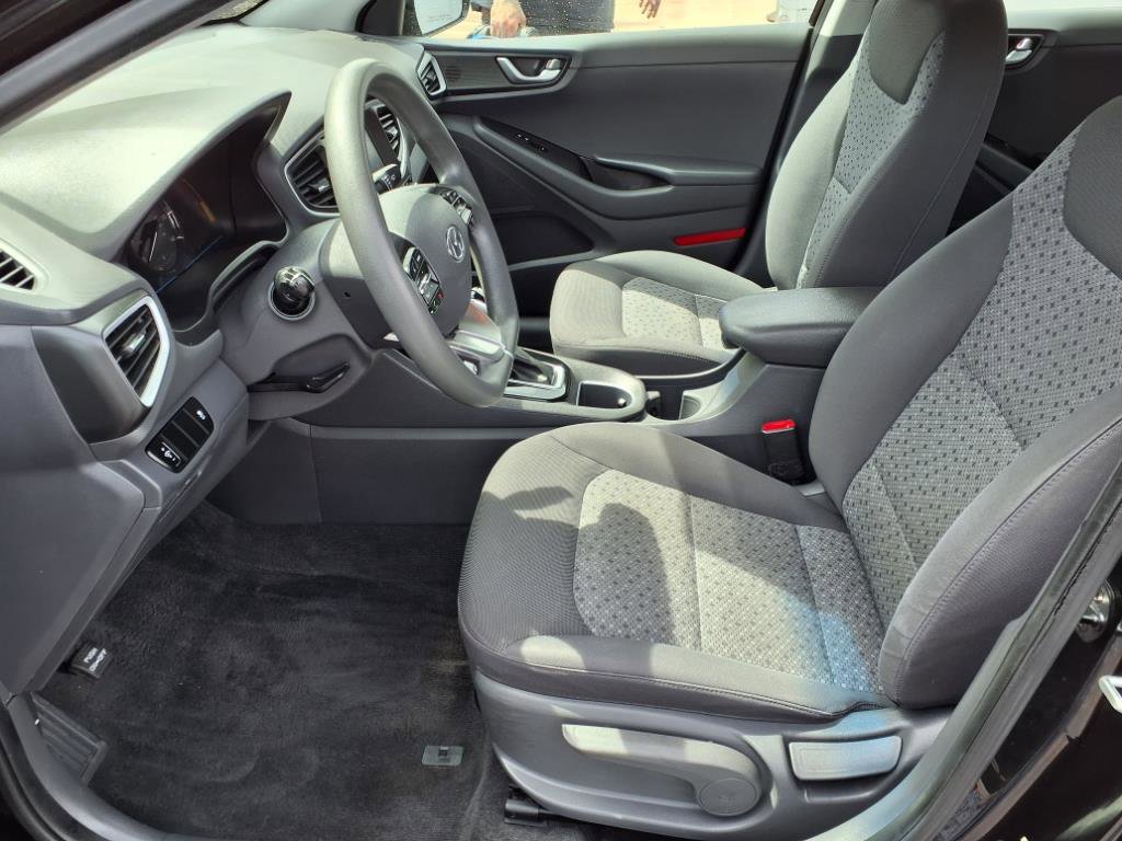 Used 2018 Hyundai Ioniq Blue image 7