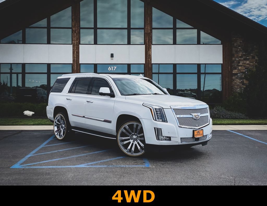 Used 2016 Cadillac Escalade Luxury AWD/4WD image 1