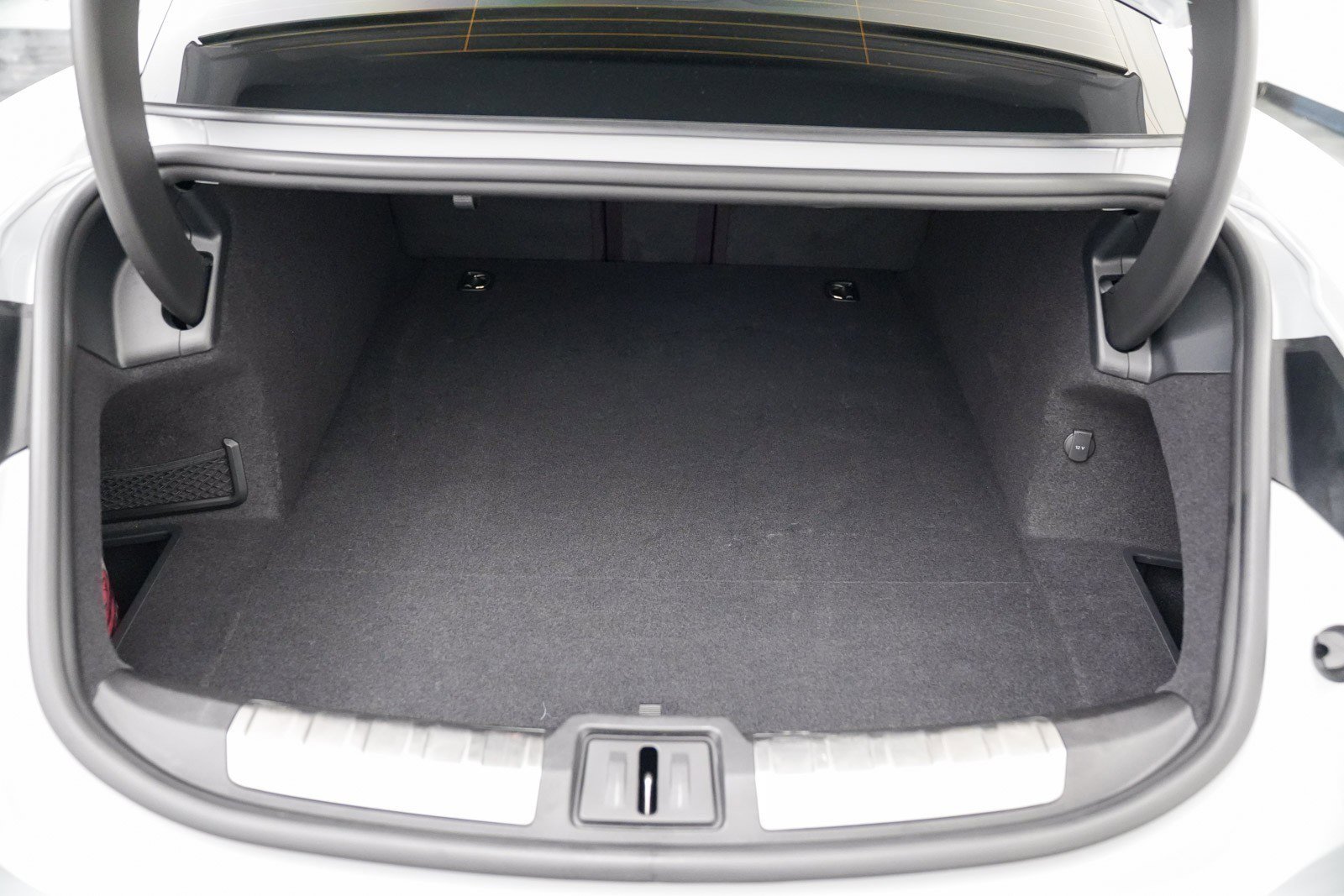 Used 2022 Porsche Taycan Turbo S image 26