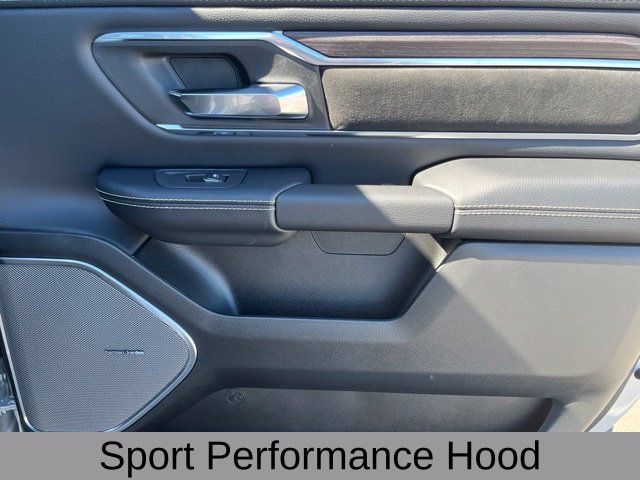New 2026 RAM 1500 Laramie AWD/4WD image 24