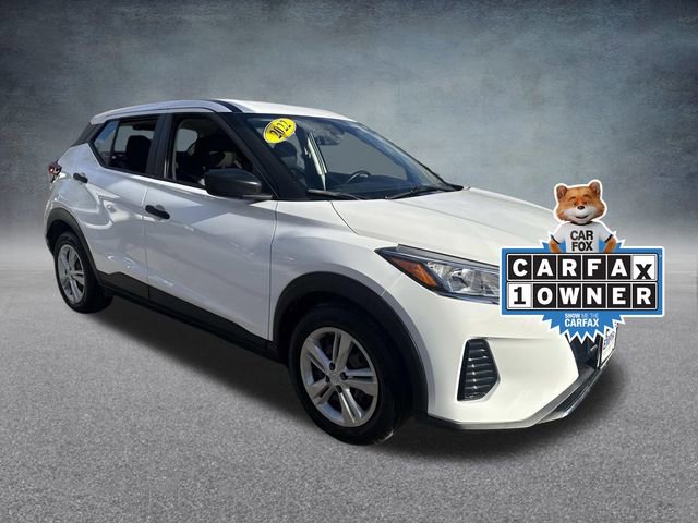 Used 2022 Nissan Kicks S image 2