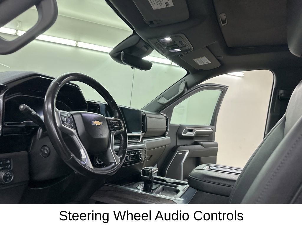 Used 2022 Chevrolet Silverado 1500 LTZ w/ LTZ Premium Package image 32
