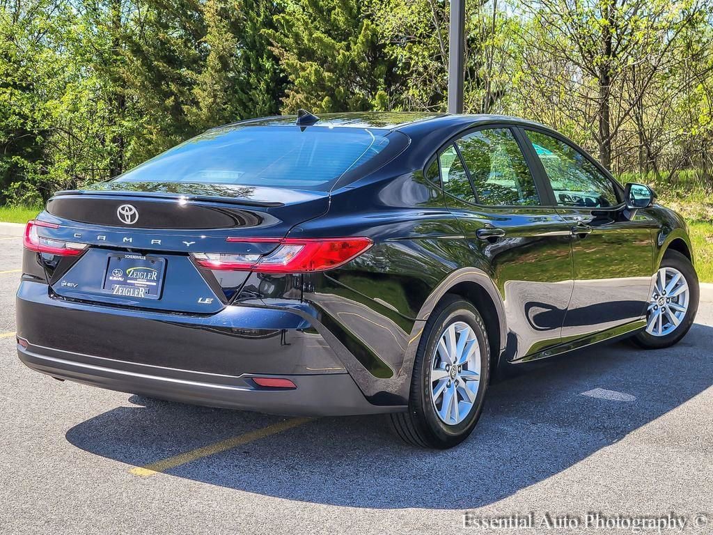 Used 2025 Toyota Camry LE w/ Convenience Package FWD image 7