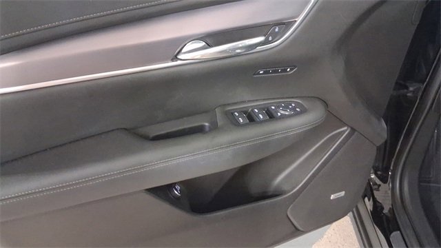 Used 2022 Cadillac XT6 Luxury image 29