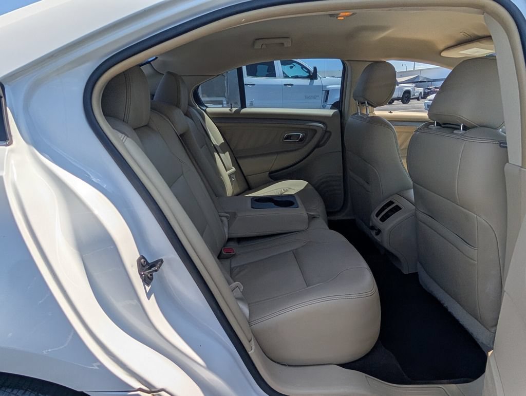 Used 2015 Ford Taurus SEL w/ Equipment Group 201A FWD image 14