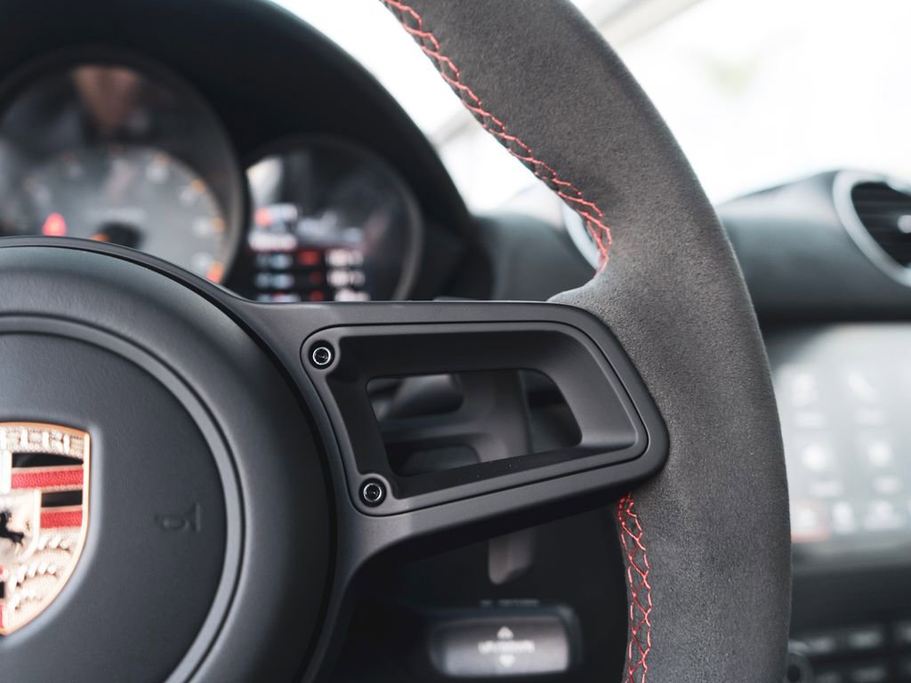 Used 2025 Porsche 718 Cayman GT4 RS image 19