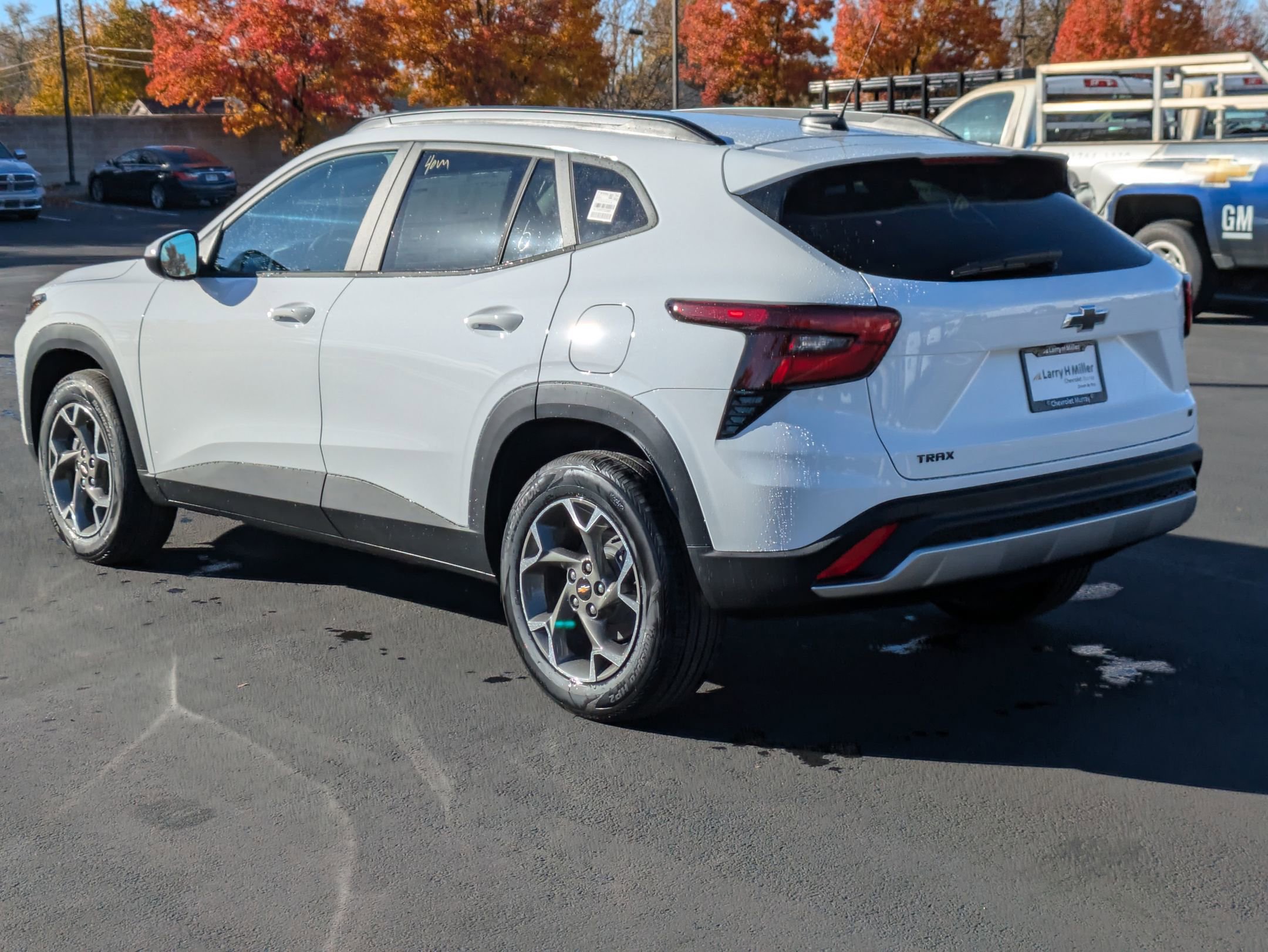 New 2026 Chevrolet Trax LT w/ Driver Confidence Package FWD image 3