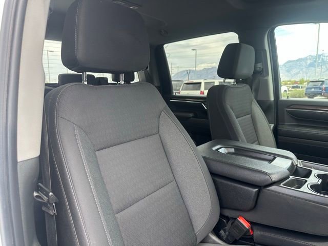 Used 2024 Chevrolet Silverado 2500 LT w/ Convenience Package image 17