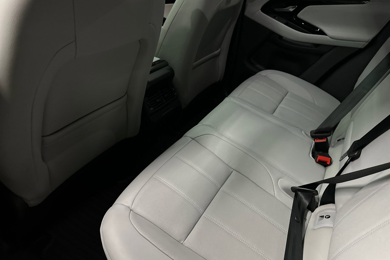 New 2026 Land Rover Range Rover Evoque S image 16