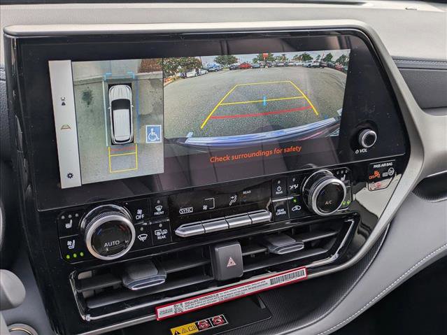 New 2025 Toyota Highlander Limited image 13