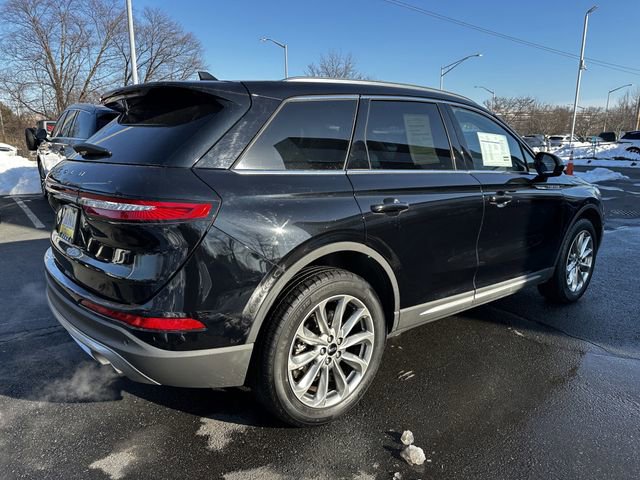 Used 2022 Lincoln Corsair AWD w/ Premium Package image 5