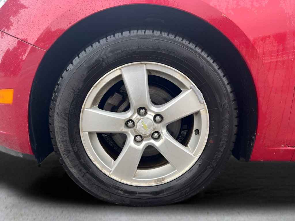 Used 2014 Chevrolet Cruze LT FWD image 28
