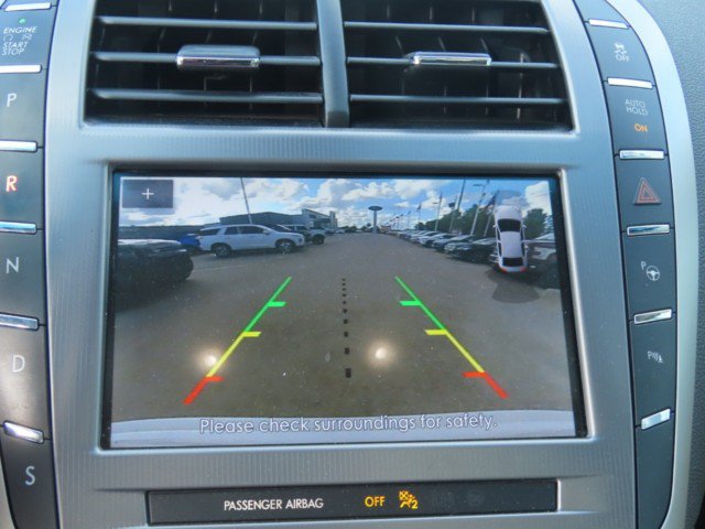 Used 2019 Lincoln MKZ Reserve FWD image 28
