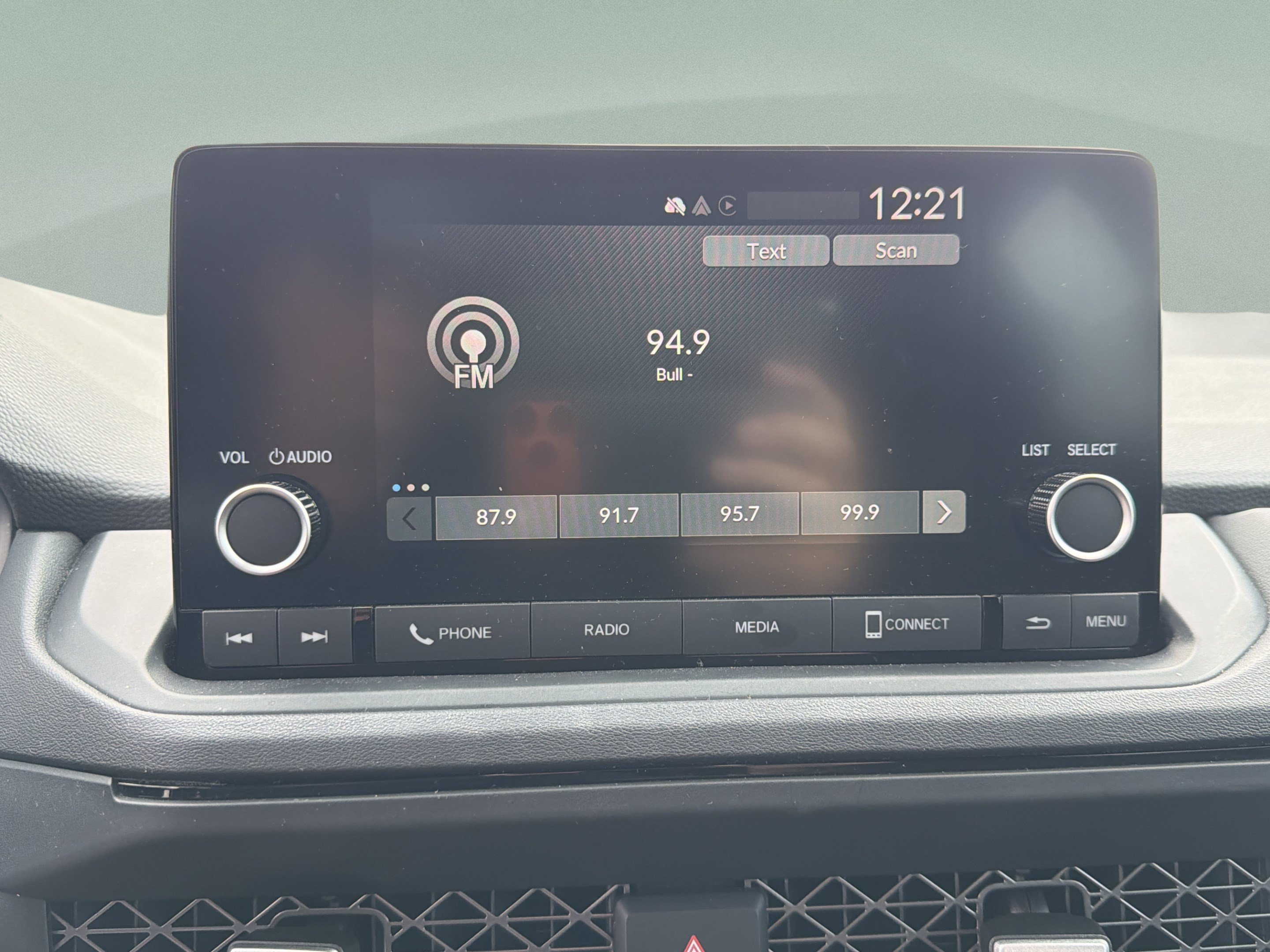 Used 2025 Honda Accord SE image 14