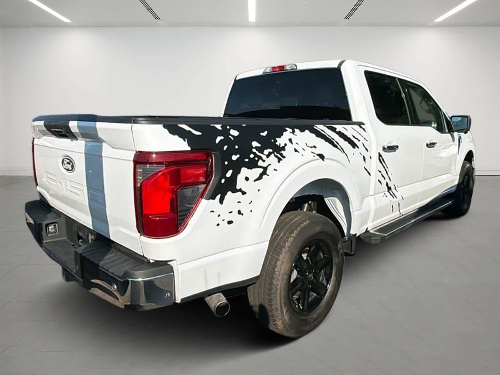 Used 2024 Ford F150 XLT w/ Tow/Haul Package AWD/4WD image 3