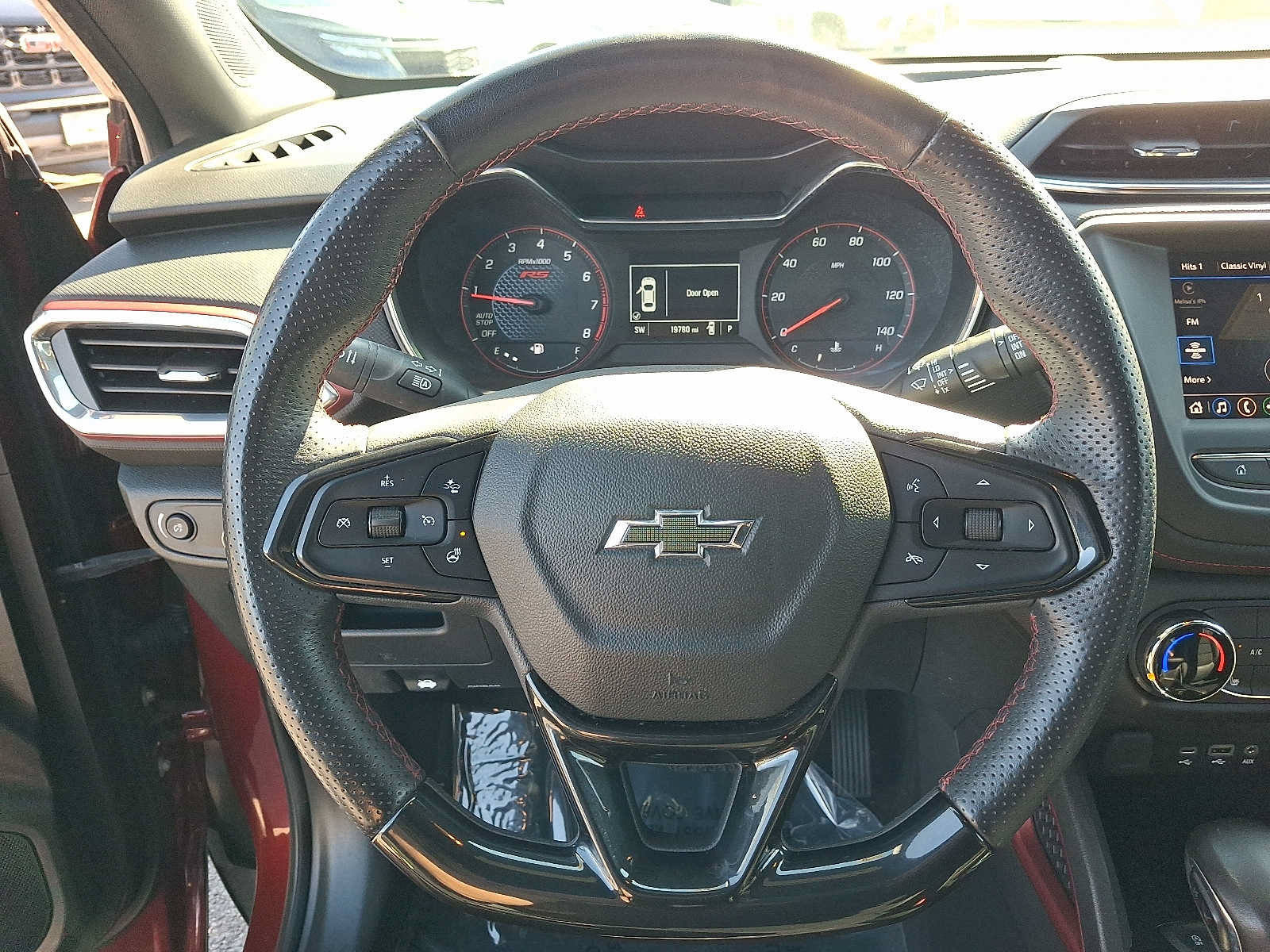 Used 2023 Chevrolet TrailBlazer RS FWD image 19