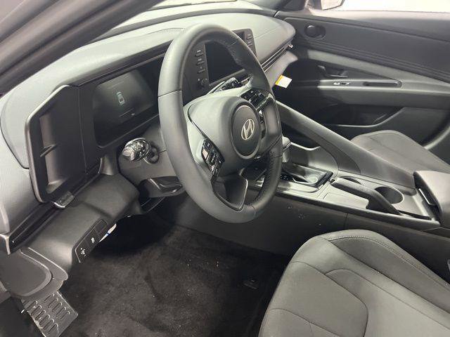 New 2026 Hyundai Elantra Sport image 9