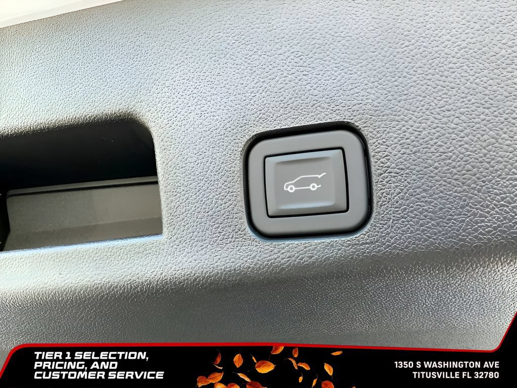 New 2026 GMC Acadia Elevation w/ Elevation Premium Package FWD image 17