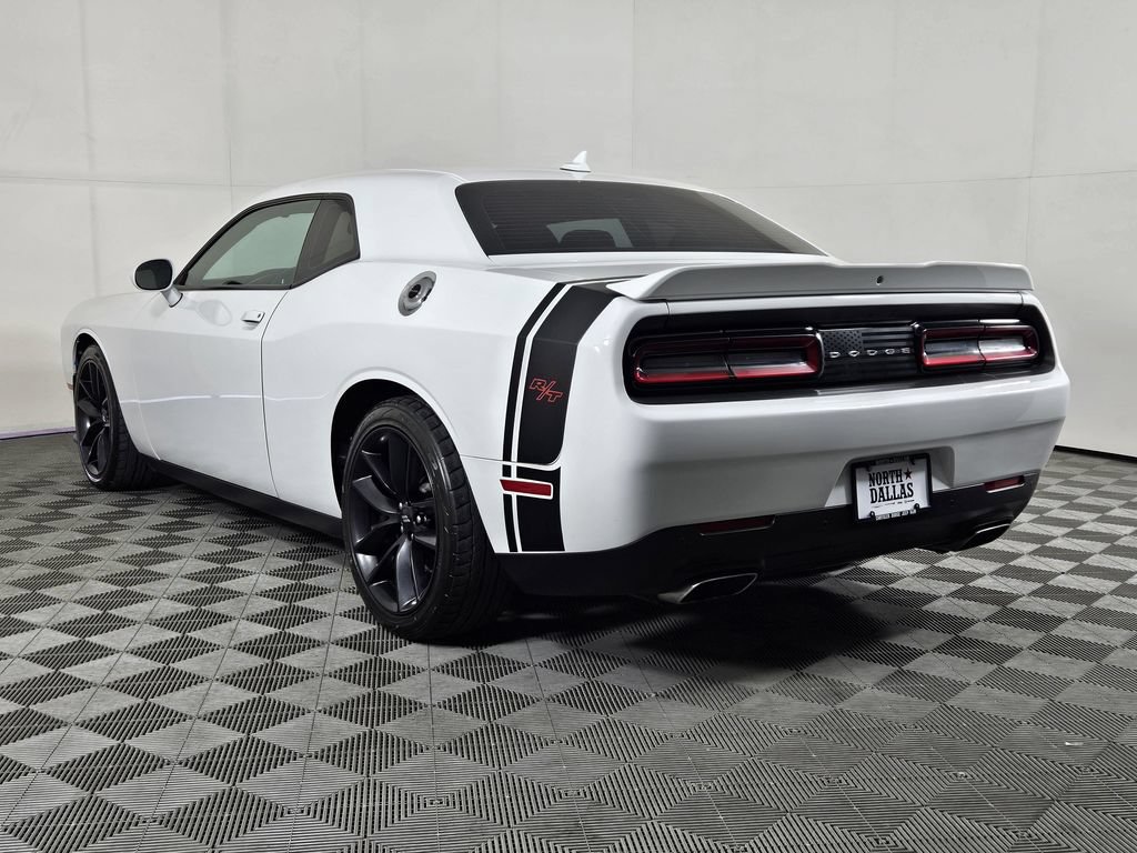 Used 2020 Dodge Challenger R/T w/ Performance Handling Group RWD image 4