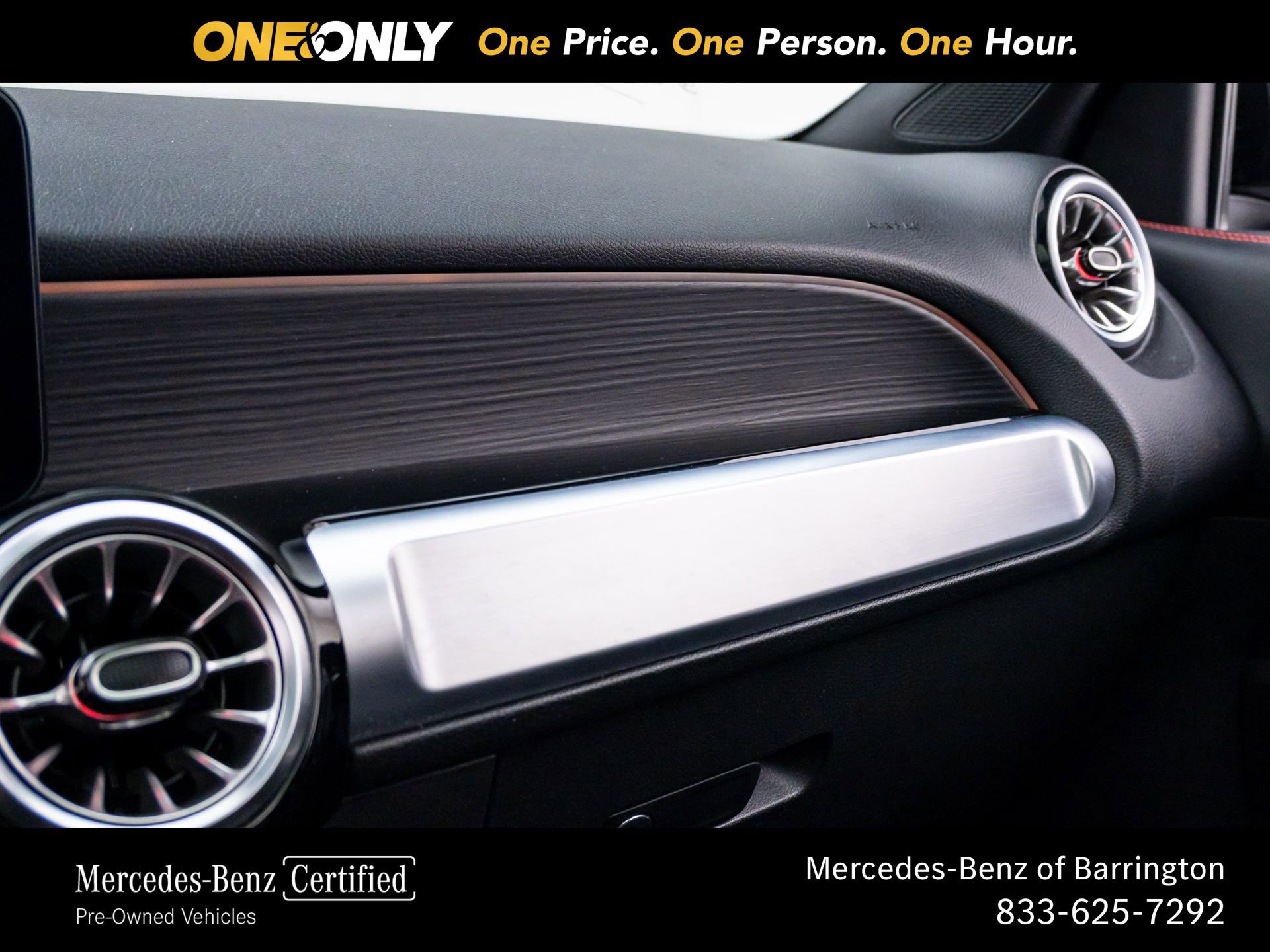 Used 2022 Mercedes-Benz GLB 250 4MATIC image 29