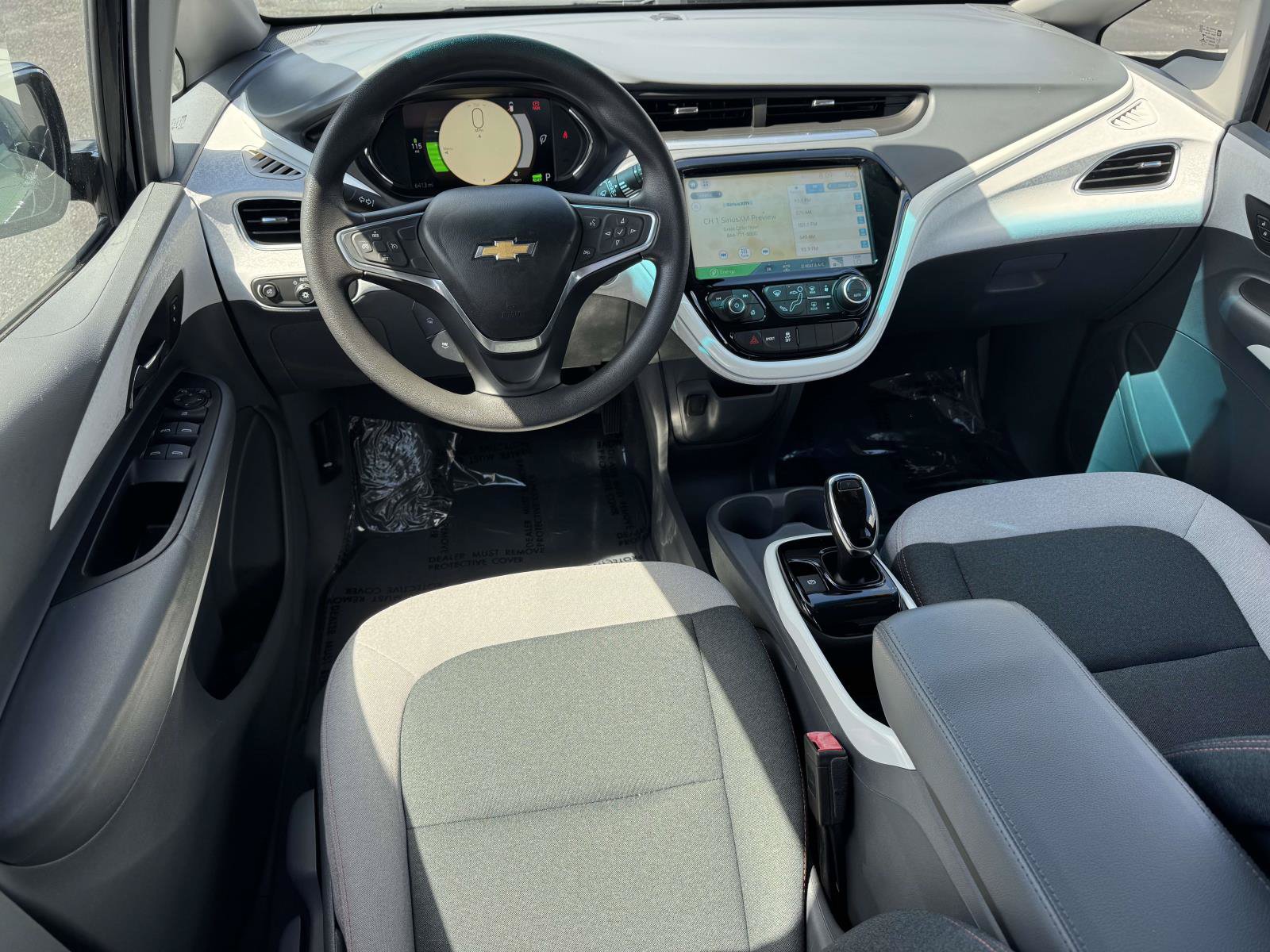 Used 2018 Chevrolet Bolt LT FWD image 2