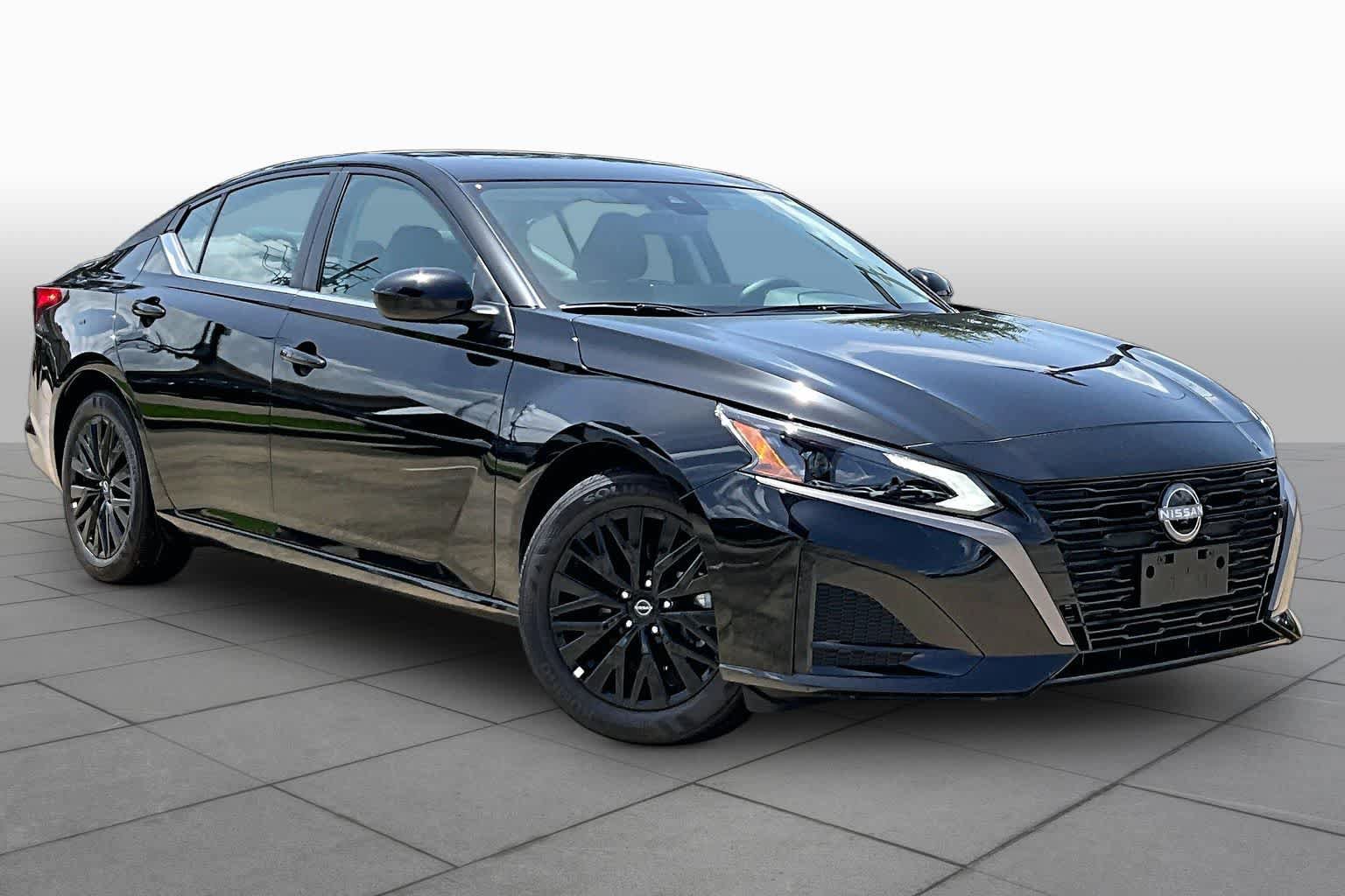 New 2026 Nissan Altima 2.5 SV w/ SV Special Edition Package FWD image 2