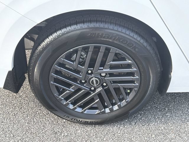 Certified 2026 Nissan Sentra SV w/ SV Convenience Package FWD image 23