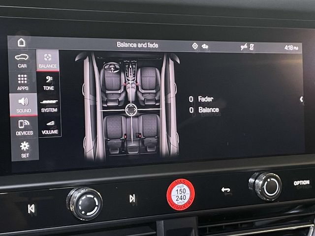 Certified 2026 Porsche Macan AWD/4WD image 33